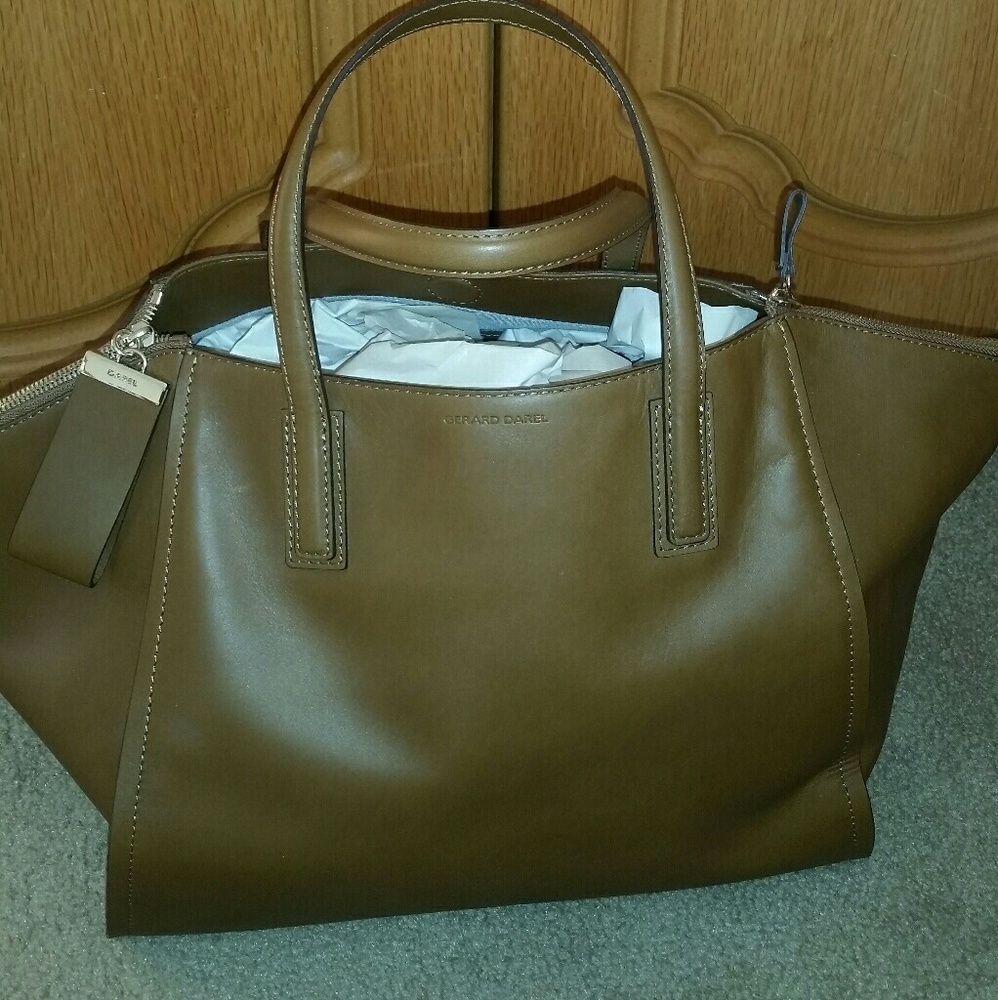 Handbag